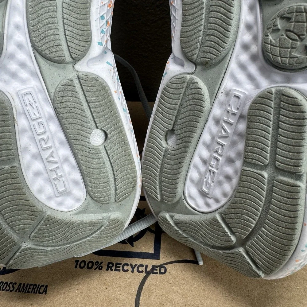 Under Armour UA Charged Assert 10 PNTSP Grey Sneaker Women SZ 8.5 3027092-100
